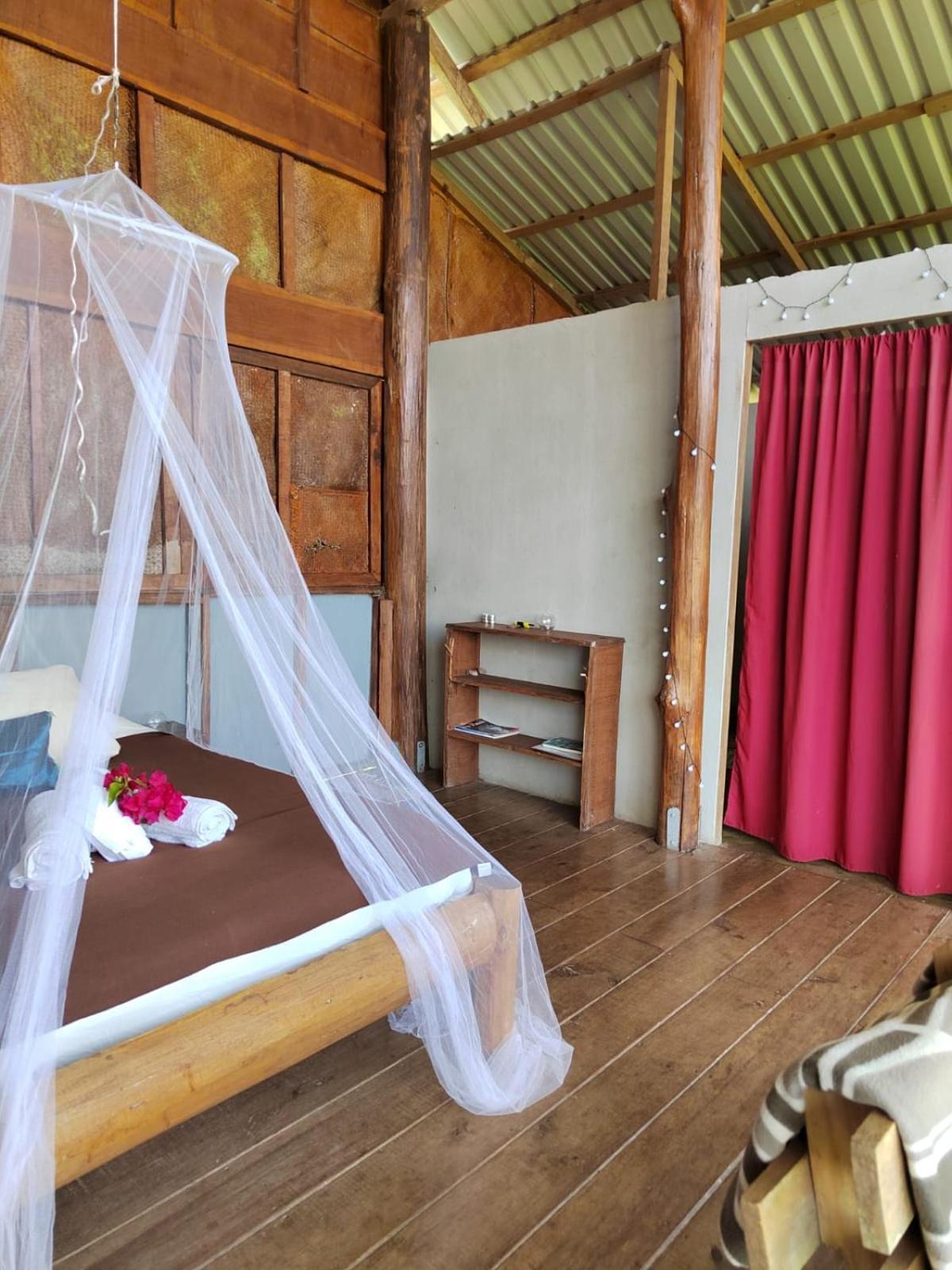 Hacienda Monteclaro Hotel Туриалба Екстериор снимка